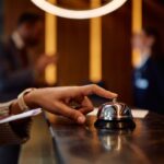 Dlaczego Twoja praca ma znaczenie? Wpływ personelu na doświadczenia gości